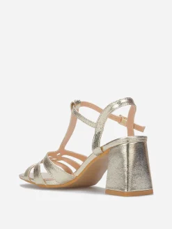Clearance La Modeuse Sandales à talon et brides entrecroisées Doré
