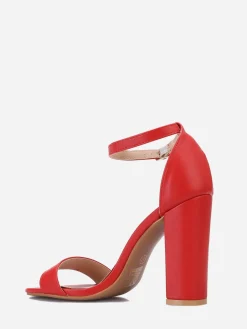 Outlet La Modeuse Sandales à talon et double brides Rouge