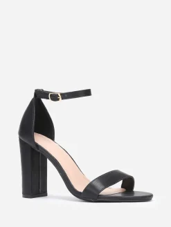 Discount La Modeuse Sandales à talon et double brides Noir