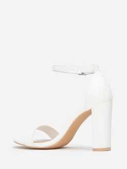 New La Modeuse Sandales à talon et double brides Blanc