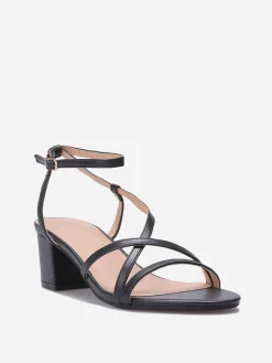 La Modeuse Sandales à talon et fines brides croisées Noir