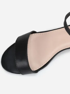 Online La Modeuse Sandales à talon épais en simili Noir