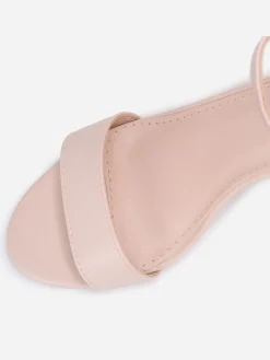 Outlet La Modeuse Sandales à talon épais en simili Beige