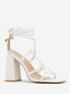 Discount La Modeuse Sandales carrées à fines lanières Blanc
