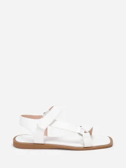 Clearance La Modeuse Sandales carrées plates à scratch Blanc