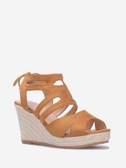 Online La Modeuse Sandales compensées à bride ajourée Camel