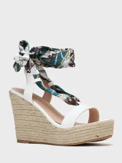 Best La Modeuse Sandales compensées à ruban imprimé Blanc