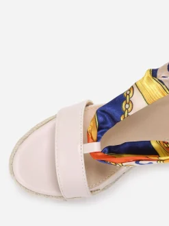 Best La Modeuse Sandales compensées à ruban imprimé Beige