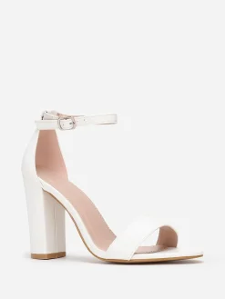 Online La Modeuse Sandales en simili à bout arrondi Blanc