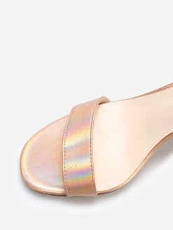 Online La Modeuse Sandales en simili à effet irisé Dorérose