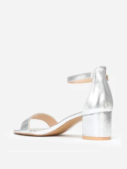 Discount La Modeuse Sandales en simili à petit talon Argenté