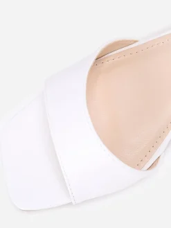 Discount La Modeuse Sandales en simili à talon bloc Blanc