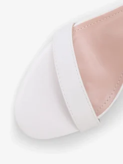 Online La Modeuse Sandales en simili à talon aiguille Blanc