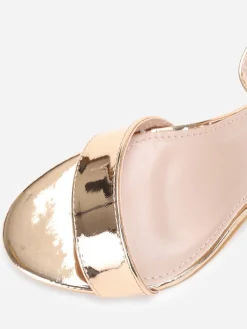 New La Modeuse Sandales en simili verni à talon carré Dorérose