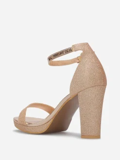 Clearance La Modeuse Sandales pailletées et vernies à talon Dorérose