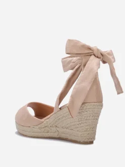 Outlet La Modeuse Sandales peep toes compensées à nouer Nude
