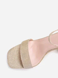 Clearance La Modeuse Sandales plateforme à paillettes Doré