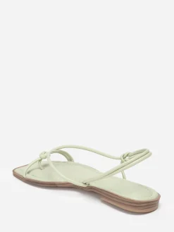 Discount La Modeuse Sandales plates à fines brides nouées Vert