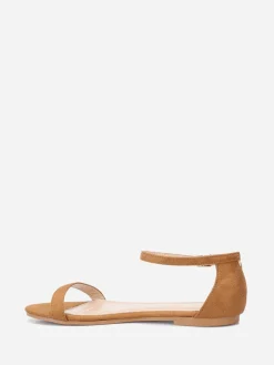 Online La Modeuse Sandales plates en suédine Camel