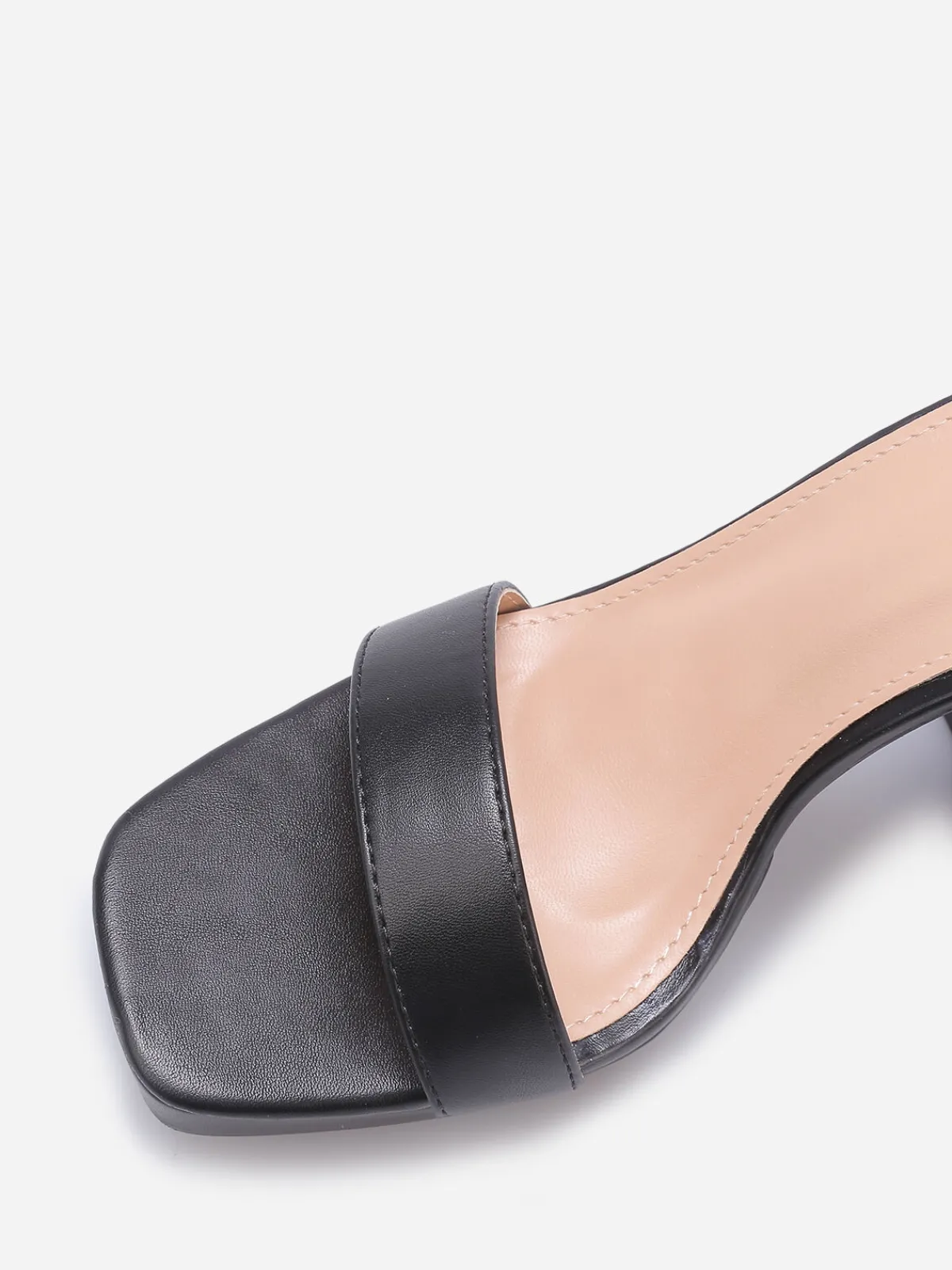 Outlet La Modeuse Sandales rétros à plateforme et talon haut Noir