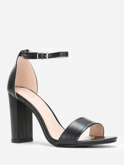 La Modeuse Sandales simple à talon demi-lune Noir