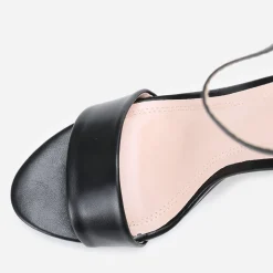 La Modeuse Sandales simple à talon demi-lune Noir