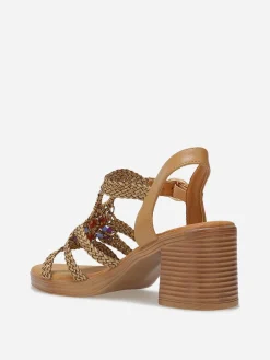 Hot La Modeuse Sandales tressées à perles et talon carré Taupe