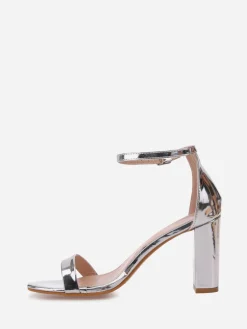 Hot La Modeuse Sandales vernies à talon carré Argenté