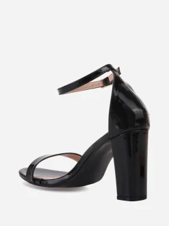 Outlet La Modeuse Sandales vernies à talon carré Noir