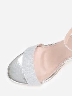 New La Modeuse Sandales vernies en tissu pailleté Argenté