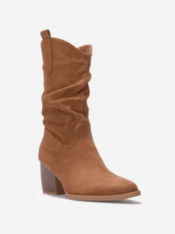 La Modeuse Santiags en suédine froncées Camel
