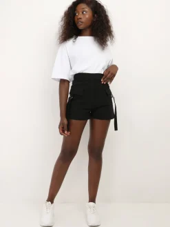Sale La Modeuse Short cargo avec sangles à anneaux Noir