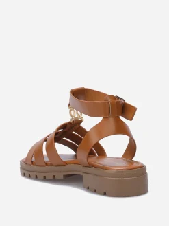 Outlet La Modeuse Spartiates à semelle crantée et bijou doré Camel