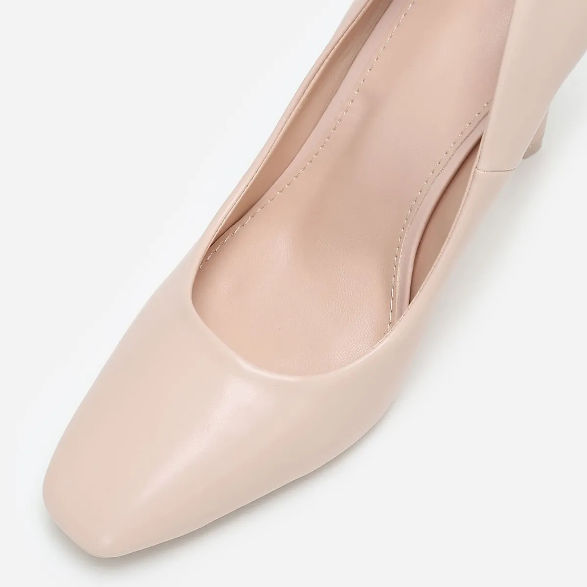 Sale La Modeuse Stilettos à bout carré Beige
