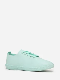 Hot La Modeuse Tennis en simili  avec semelle en relief Vertclair