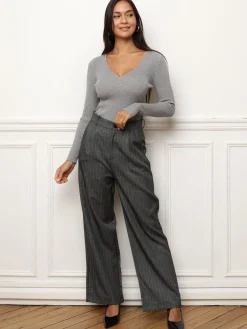 Online La Modeuse Top à décolleté festonné Gris