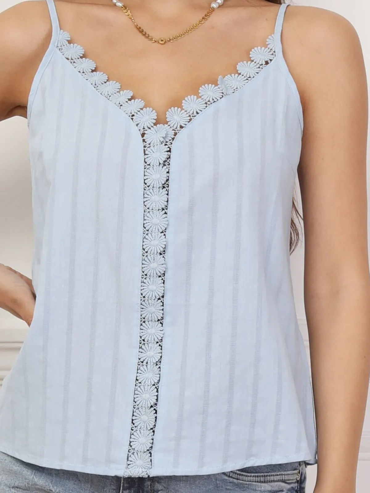 Online La Modeuse Top avec détails en crochet fleuri BleuClair