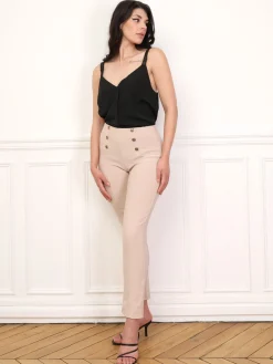 Outlet La Modeuse Top boutonné à bretelles en crochet Noir