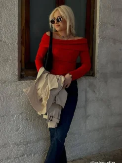 Hot La Modeuse Top col bardot et fronces Rouge