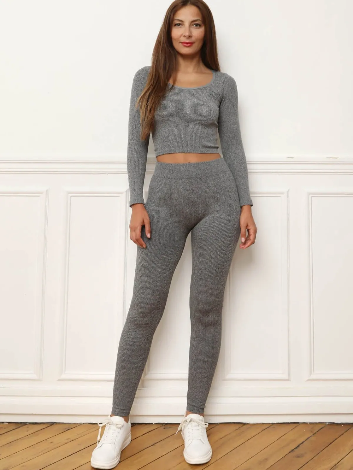 Discount La Modeuse Top court côtelé basique Gris