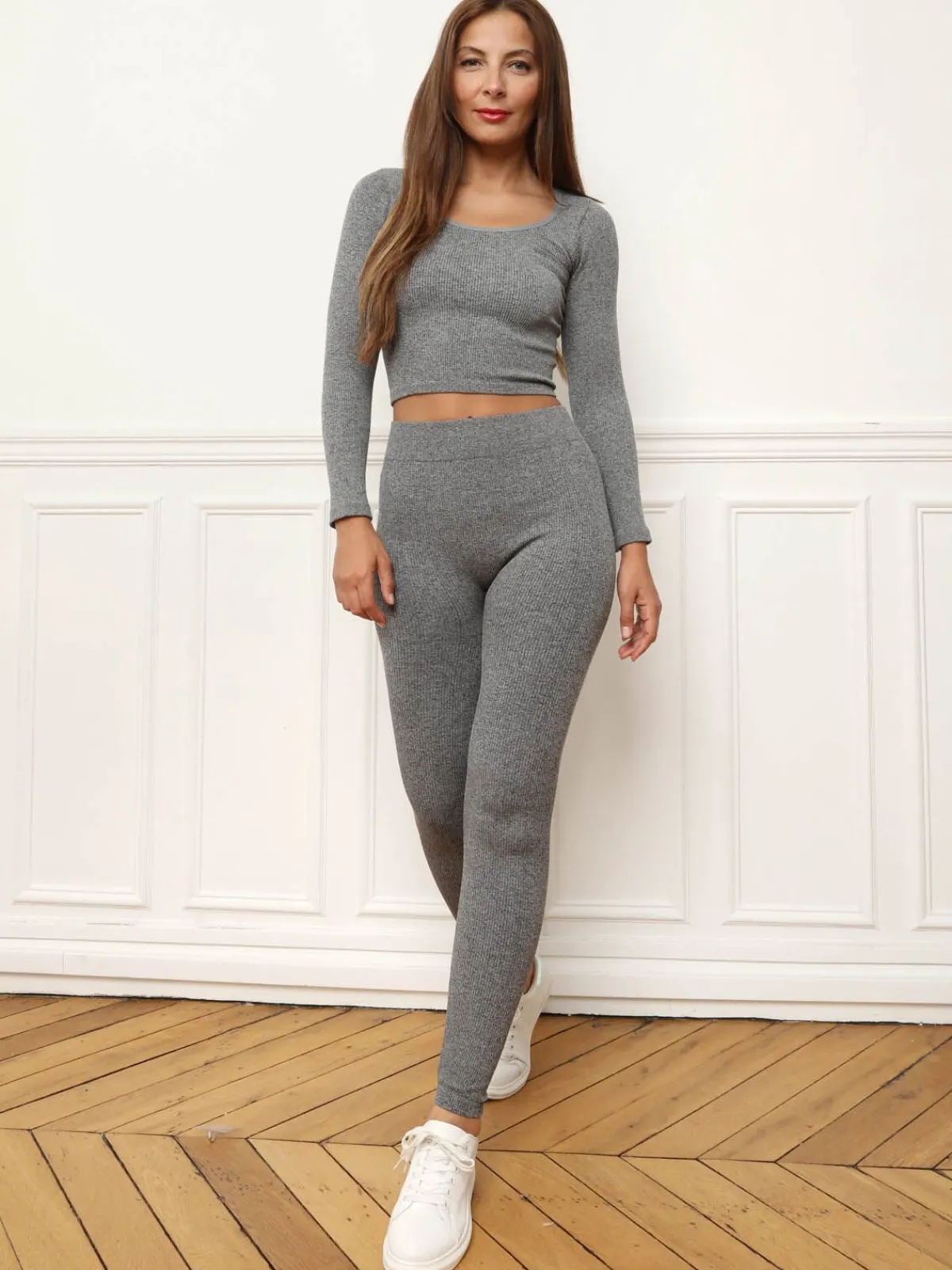 Discount La Modeuse Top court côtelé basique Gris