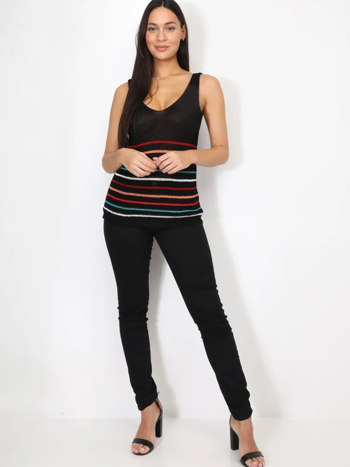 Outlet La Modeuse Top en crochet à rayures colorées Noir