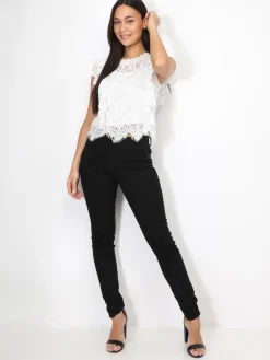 New La Modeuse Top en dentelle à volants Blanc