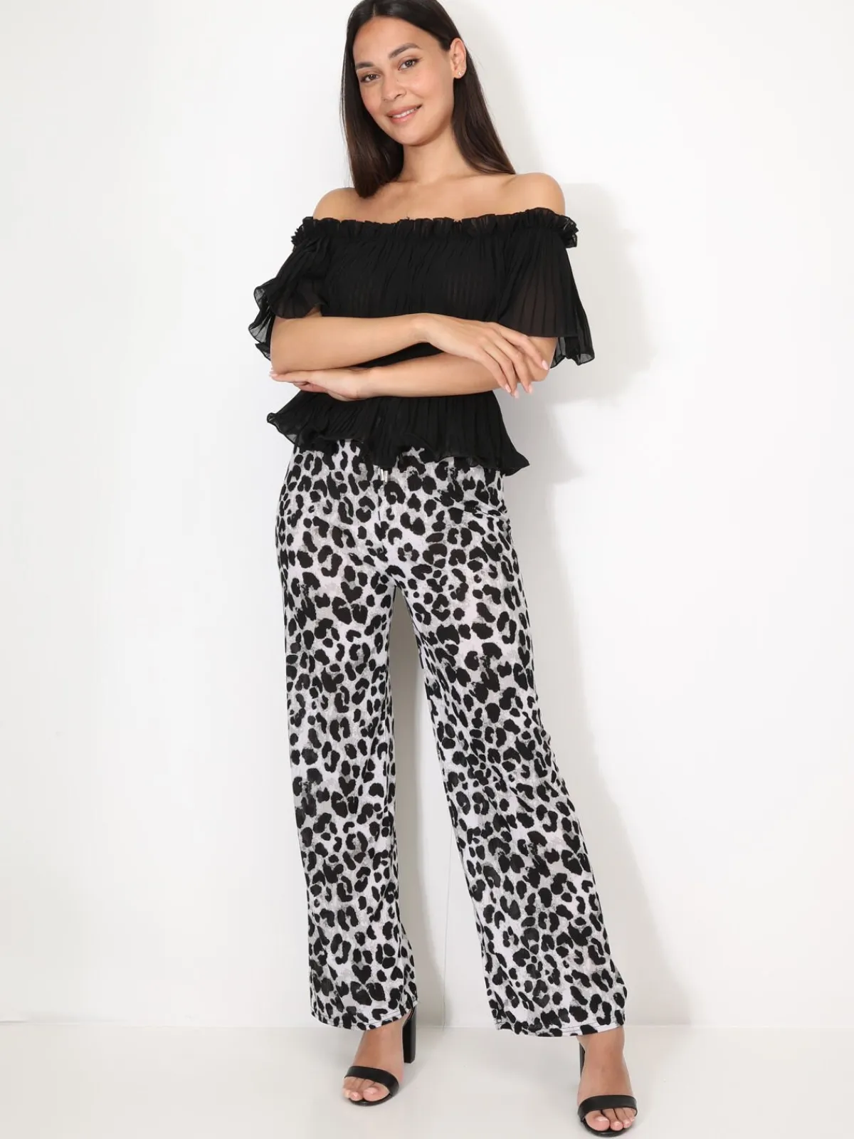 Clearance La Modeuse Top péplum plissé avec volants Noir