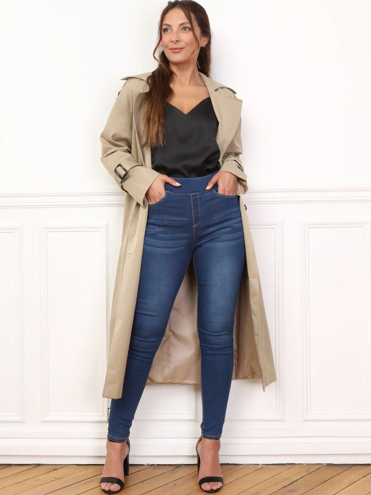 Discount La Modeuse Trench mi-long à ceinture Taupe