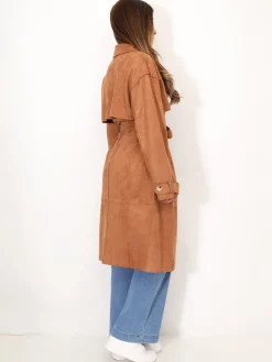 Best La Modeuse Trench mi-long en suédine Camel