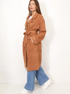 Best La Modeuse Trench mi-long en suédine Camel