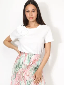 Hot La Modeuse T-shirt en coton à fleurs satinées Blanc