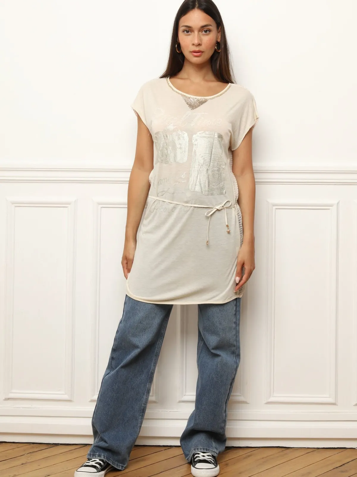 Clearance La Modeuse T-shirt long transparent à imprimés Beige