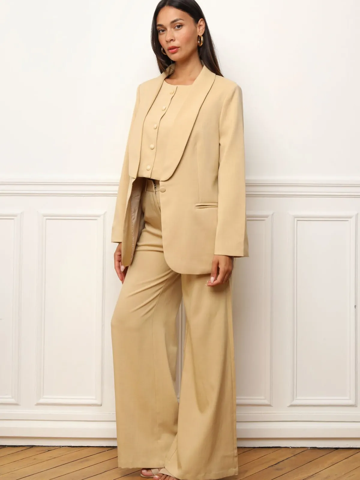 Sale La Modeuse Veste de costume oversize à col châle Beige